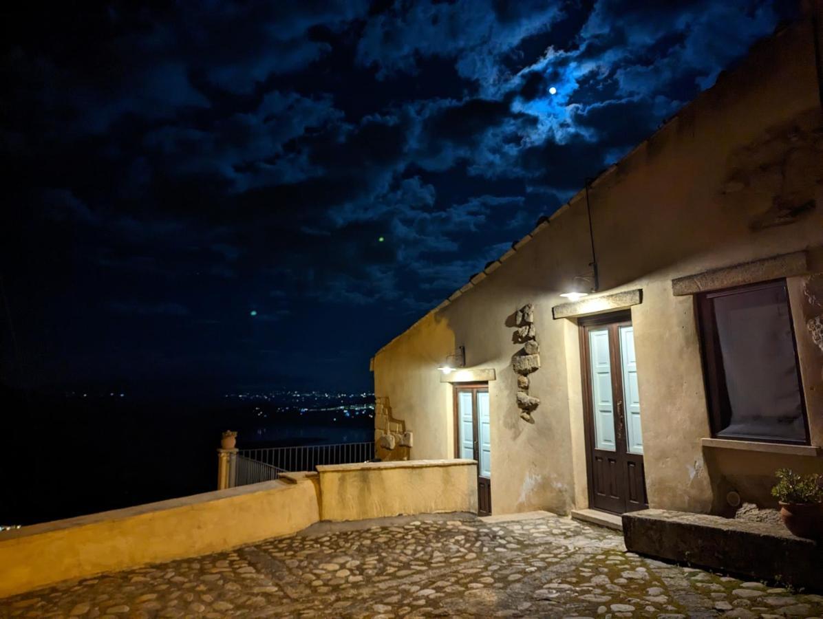 Case Al Borgo - Albergo Diffuso Agira Exterior foto